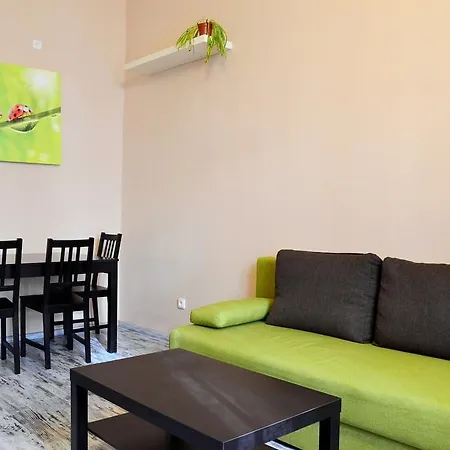 Manes By Interhome Praga